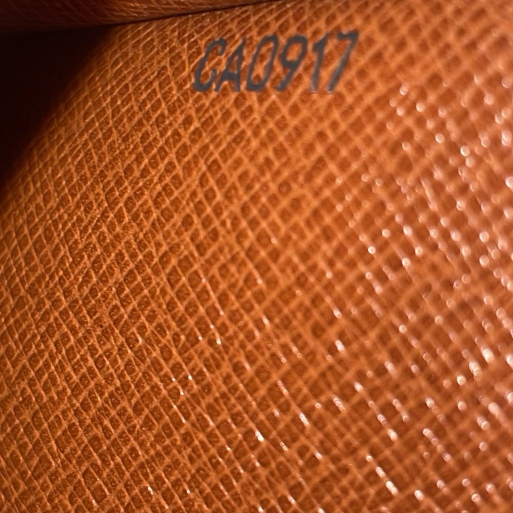 Louis Vuitton Porte Carte Credit Wallet - Picture 11 of 15